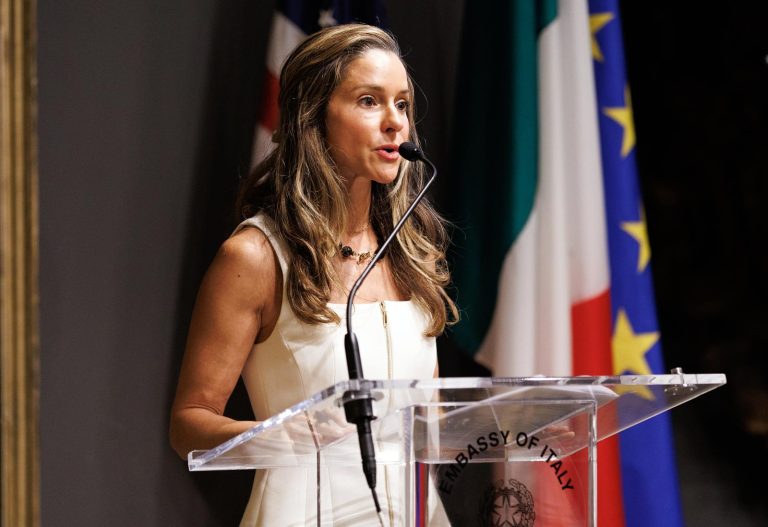 2060428 – Trusted Tech – 015