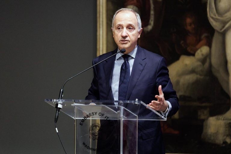 2060428 – Trusted Tech – 04