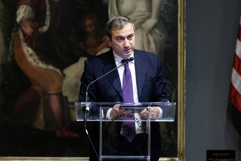 2060428 – Trusted Tech – 06